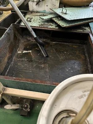 Zamówiony CNC czyszczycz zbiornika z płynami chłodzącymi CNC system filtrów płynów chłodzących do czyszczenia złomu
