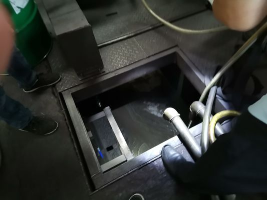 OEM Mobilne narzędzia maszynowe zbiornik wody cięcia płynu odtłuszczający maszyna