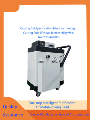 Mlecznobiały i czarny separator oleju chłodniczego CNC z zasilaczem 220V 50Hz lub 110V 60Hz i wartością ozonu 500mg M3 do separacji oleju
