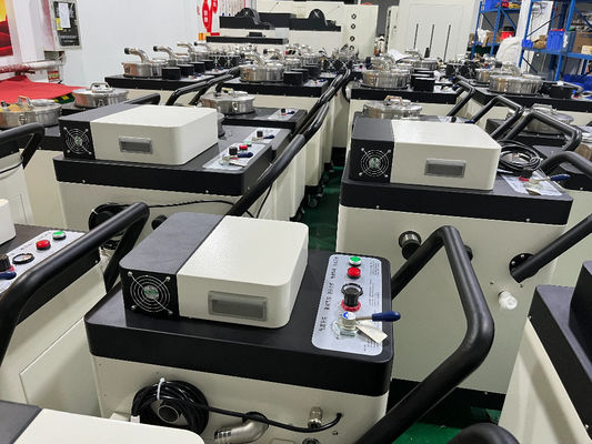 Skimmer olejowy CNC z pływającą częstotliwością usuwania oleju 98%